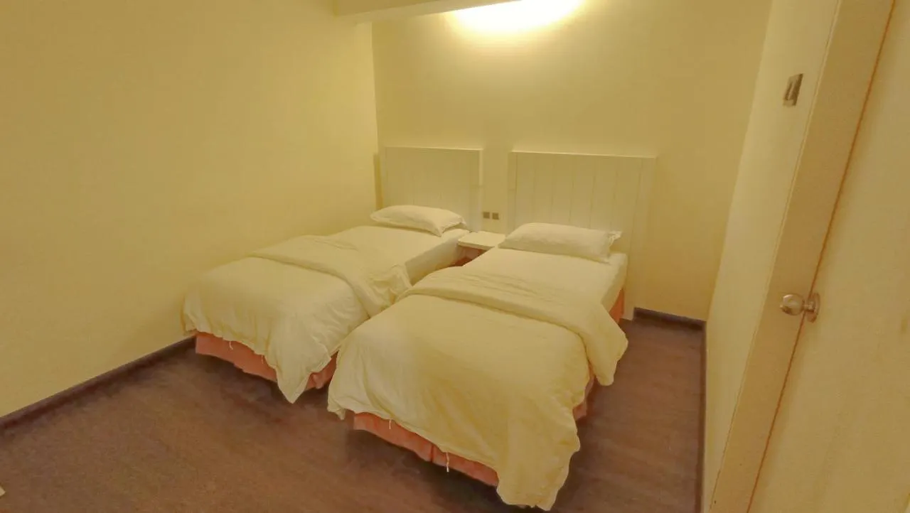 Oyo 90457 Borneo Eco-House Hashtag 12 Boutique Hotel Kota Kinabalu 2*,