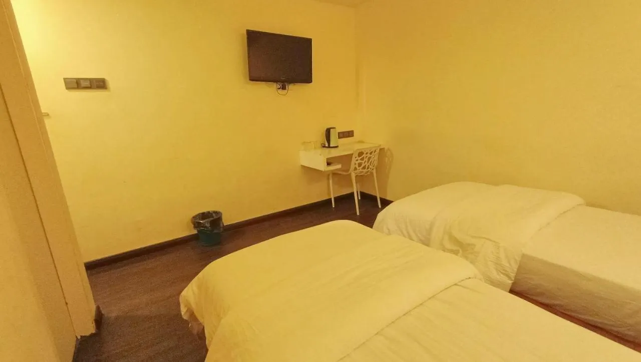 Oyo 90457 Borneo Eco-House Hashtag 12 Boutique Hotel Kota Kinabalu